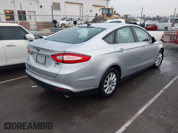 2015 Ford Fusion S with VIN 3FA6P0G79FR262395, listed as a IAAI auction lot 41751742 with 93,163 mi miles. Bid and sale history available at carsss.com. Image 4.
