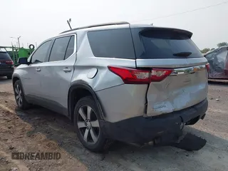 2019 Chevrolet Traverse LT z VIN 1GNERHKW7KJ257026, wystawiony jako IAAI lot #42397645 z przebiegiem 78 977 mil mil oraz . Historia ofert i sprzedaży dostępna na DreamBid. Obrazek 3.