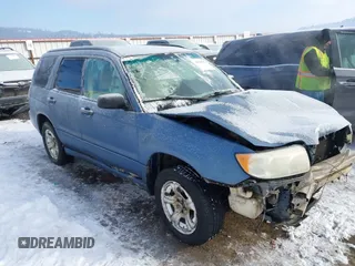 2007 Subaru Forester X with VIN JF1SG63697G718015, listed as a IAAI auction lot 41560187 with 209,572 mi miles. Bid and sale history available at carsss.com. Image 1.