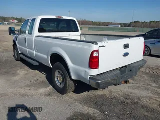 2008 Ford Super Duty F-250 SRW XL with VIN 1FTSX215X8EB47211, listed as a IAAI auction lot 41835753 with 274,515 mi miles. Bid and sale history available at carsss.com. Image 3.