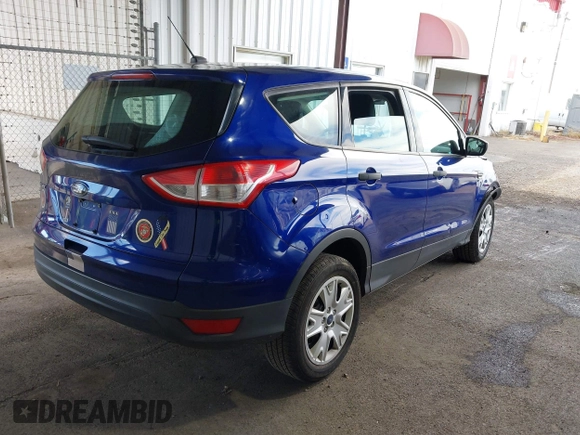 2016 Ford Escape S with VIN 1FMCU0F78GUC00113, listed as a IAAI auction lot 42015077 with 98,890 mi miles. Bid and sale history available at carsss.com. Image 4.