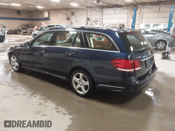 2016 Mercedes-Benz E-Class E 350 Luxury with VIN WDDHH8JBXGB210250, listed as a IAAI auction lot 41371013 with 66,791 mi miles. Bid and sale history available at carsss.com. Image 3.