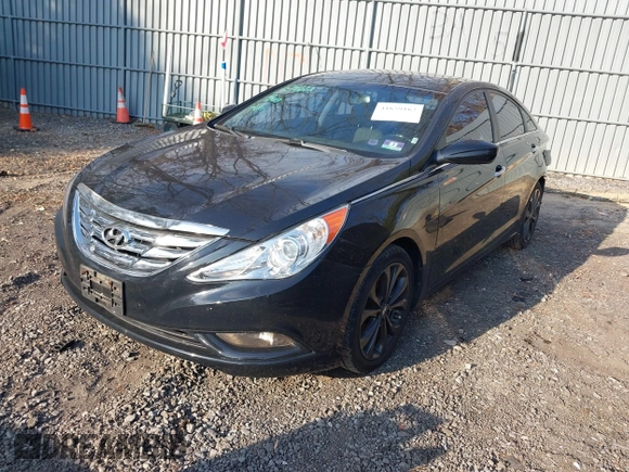 2013 Hyundai Sonata Limited with VIN 5NPEC4ABXDH673276, listed as a IAAI auction lot 41659162 with 133,159 mi miles and . Bid and sale history available at DreamBid. Image 2.