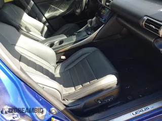2014 Lexus IS 350 z VIN JTHCE1D26E5002599, wystawiony jako IAAI lot #42037370 z przebiegiem 103 012 mil mil oraz . Historia ofert i sprzedaży dostępna na DreamBid. Obrazek 5.