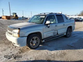 2006 Chevrolet Avalanche LT with VIN 3GNEC12Z96G222272, listed as a Copart auction lot 45348745 with 180,725 mi miles and Salvage Title. Bid and sale history available at carsss.com. Image 1.