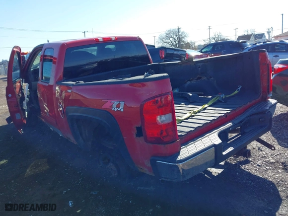 2012 Chevrolet Silverado 1500 LT with VIN 1GCRKSE75CZ138460, listed as a IAAI auction lot 42065032 with 1 mi miles. Bid and sale history available at carsss.com. Image 3.