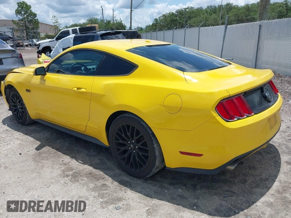2015 Ford Mustang GT z VIN 1FA6P8CF4F5362399, wystawiony jako IAAI lot #42414261 z przebiegiem 45 823 mil mil oraz . Historia ofert i sprzedaży dostępna na DreamBid. Obrazek 3.