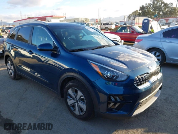 2021 Kia Niro LX with VIN KNDCB3LC4M5471852, listed as a IAAI auction lot 41707597 with 163,144 mi miles. Bid and sale history available at carsss.com. Image 1.