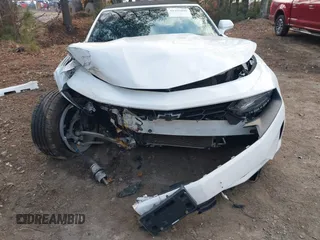 2019 Chevrolet Camaro 1LT with VIN 1G1FB3DXXK0124754, listed as a IAAI auction lot 41169480 with 81,727 mi miles. Bid and sale history available at carsss.com. Image 6.