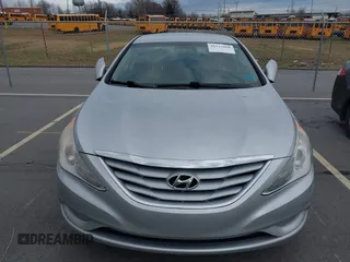 2013 Hyundai Sonata GLS with VIN 5NPEB4AC1DH609459, listed as a IAAI auction lot 41125668 with 227,079 mi miles and . Bid and sale history available at carsss.com. Image 6.