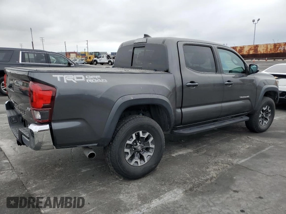 2018 Toyota Tacoma SR5 z VIN 3TMAZ5CN1JM073441, wystawiony jako Copart lot #59153555 z przebiegiem 31 383 mil mil oraz Szkoda całkowita • Salvage title. Historia ofert i sprzedaży dostępna na DreamBid. Obrazek 3.