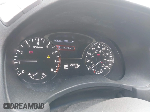 2013 Nissan Pathfinder SV with VIN 5N1AR2MM1DC678209, listed as a IAAI auction lot 42138615 with 200,000 mi miles and . Bid and sale history available at DreamBid. Image 7.