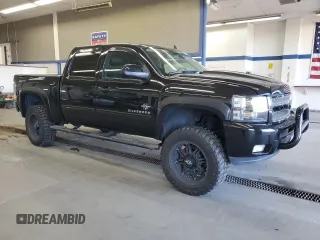 2013 Chevrolet Silverado 1500 LT with VIN 3GCPKSE78DG267821, listed as a Copart auction lot 53720625 with 108,883 mi miles and Salvage Title. Bid and sale history available at DreamBid. Image 4.