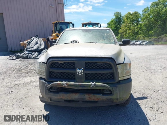 2014 Ram 2500 Tradesman z VIN 3C6TR5CT7EG186099, wystawiony jako IAAI lot #42317585 z przebiegiem 309 687 mil mil oraz . Historia ofert i sprzedaży dostępna na DreamBid. Obrazek 12.