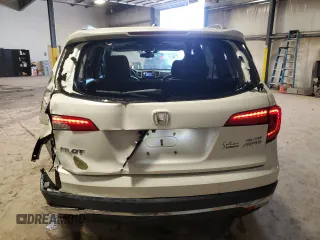 2017 Honda Pilot Elite with VIN 5FNYF6H08HB005758, listed as a Copart auction lot 53655725 with 124,218 mi miles and Salvage Title. Bid and sale history available at DreamBid. Image 6.