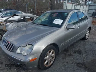 2003 Mercedes-Benz C 320 с VIN WDBRF64J83F430290, выставлен на аукционе IAAI как лот 41216402 с пробегом 181 558 миль миль и . История ставок и продаж доступна на DreamBid. Изображение 2.