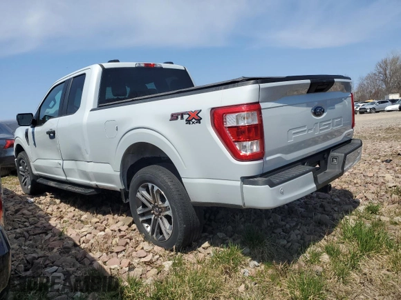 2022 Ford F-150 XL z VIN 1FTEX1EP5NKD35795, wystawiony jako Copart lot #53801345 z przebiegiem 42 469 mil mil oraz Szkoda całkowita • Salvage title. Historia ofert i sprzedaży dostępna na DreamBid. Obrazek 2.