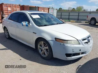 2008 Acura TL with VIN 19UUA662X8A013842, listed as a IAAI auction lot 41819644 with 157,575 mi miles. Bid and sale history available at carsss.com. Image 1.