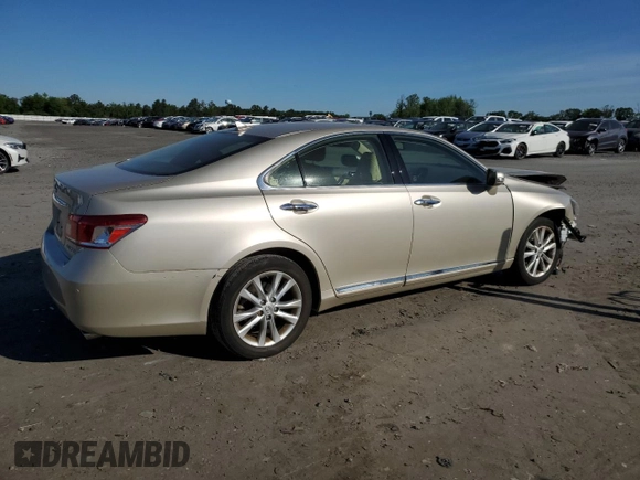 2012 Lexus ES 330 z VIN JTHBK1EG9C2481629, wystawiony jako Copart lot #57839495 z przebiegiem 60 339 mil mil oraz Czysty tytuł • Clean title. Historia ofert i sprzedaży dostępna na DreamBid. Obrazek 3.