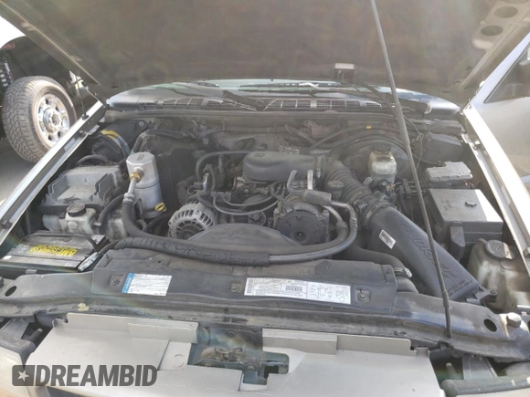 2001 GMC Sonoma SLS w/1SG Pkg with VIN 1GTCS19W318106014, listed as a Copart auction lot 42437444 with 152,169 mi miles and Salvage Title. Bid and sale history available at carsss.com. Image 11.