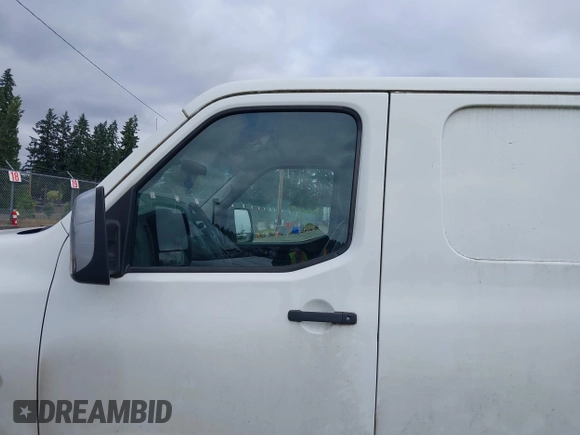 2019 Nissan NV SV z VIN 1N6AF0KY6KN807177, wystawiony jako IAAI lot #42495939 z przebiegiem 230 210 mil mil oraz . Historia ofert i sprzedaży dostępna na DreamBid. Obrazek 15.