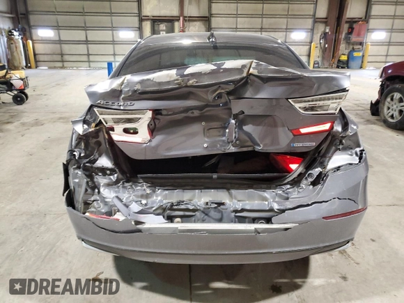 2020 Honda Accord with VIN 1HGCV3F1XLA001706, listed as a Copart auction lot 43339105 with 83,017 mi miles and Salvage Title. Bid and sale history available at DreamBid. Image 6.