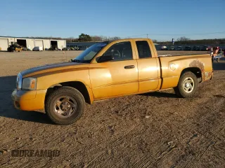 2007 Dodge Dakota with VIN 1D7HE42P37S174512, listed as a Copart auction lot 87439534 with 204,620 mi miles and Salvage title. Bid and sale history available at DreamBid. Image 1.