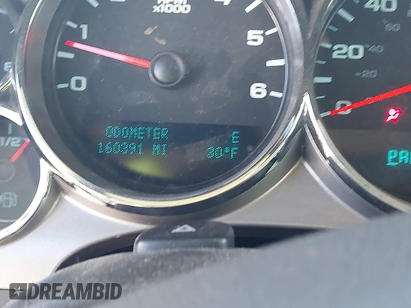 2011 Chevrolet Silverado 1500 LT with VIN 3GCPKSE37BG376443, listed as a IAAI auction lot 41972500 with 160,391 mi miles. Bid and sale history available at carsss.com. Image 15.