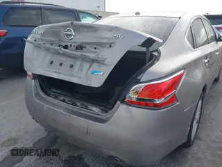 2013 Nissan Altima S with VIN 1N4AL3AP7DN457752, listed as a IAAI auction lot 42071638 with 114,922 mi miles and . Bid and sale history available at DreamBid. Image 6.