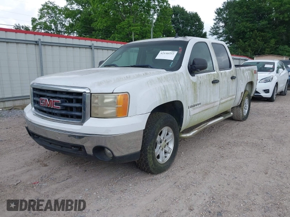 2008 GMC Sierra 1500 Work Truck z VIN 2GTEK133981178274, wystawiony jako IAAI lot #42146222 z przebiegiem 246 353 mil mil oraz . Historia ofert i sprzedaży dostępna na DreamBid. Obrazek 2.