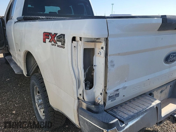 2019 Ford F-250 XL with VIN 1FT7X2B64KEG54884, listed as a IAAI auction lot 42239923 with 119,040 mi miles and . Bid and sale history available at DreamBid. Image 26.
