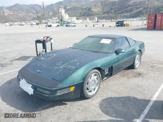 1994 Chevrolet Corvette with VIN 1G1YY22P3R5118795, listed as a IAAI auction lot 41740843 with 142,084 mi miles. Bid and sale history available at carsss.com. Image 17.