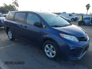 2020 Toyota Sienna L with VIN 5TDZZ3DC9LS047001, listed as a IAAI auction lot 40878367 with 61,359 mi miles and . Bid and sale history available at DreamBid. Image 1.