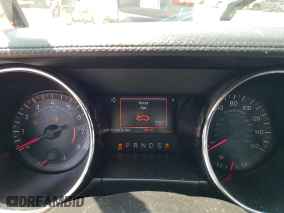2017 Ford Mustang EcoBoost z VIN 1FA6P8TH4H5282685, wystawiony jako Copart lot #55273275 z przebiegiem 156 604 mil mil oraz Szkoda całkowita • Salvage title. Historia ofert i sprzedaży dostępna na DreamBid. Obrazek 9.