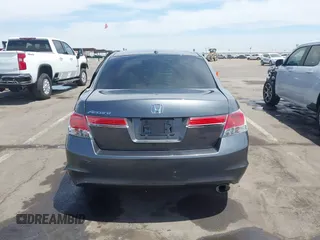 2012 Honda Accord EX-L z VIN 1HGCP2F85CA083670, wystawiony jako IAAI lot #42359595 z przebiegiem 83 358 mil mil oraz . Historia ofert i sprzedaży dostępna na DreamBid. Obrazek 16.