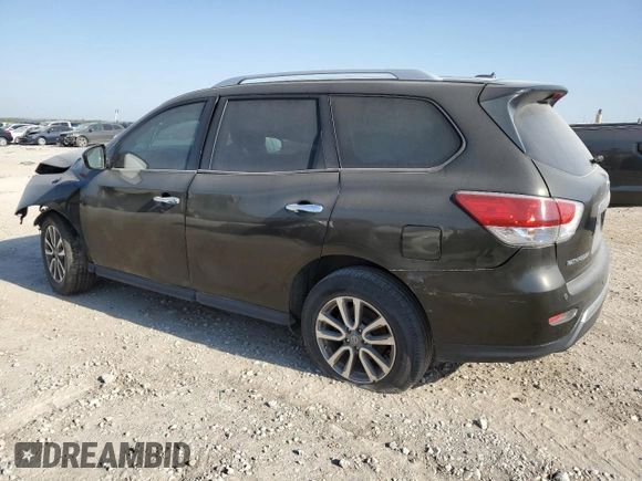 2015 Nissan Pathfinder SL with VIN 5N1AR2MM3FC638443, listed as a Copart auction lot 84813624 with Not provided miles and Salvage title. Bid and sale history available at DreamBid. Image 2.