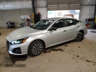 2025 Nissan Altima SV z VIN 1N4BL4DV2SN372285, wystawiony jako Copart lot #60556755 z przebiegiem 9 284 mil mil oraz Czysty tytuł • Clean title. Historia ofert i sprzedaży dostępna na DreamBid. Obrazek 1.