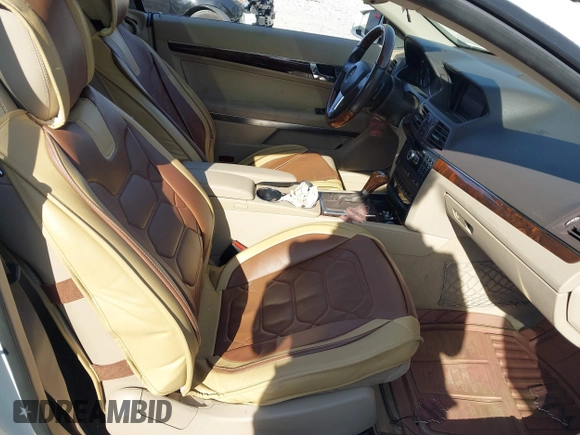 2013 Mercedes-Benz E-Class E 350 with VIN WDDKJ8JB3DF214221, listed as a IAAI auction lot 41812003 with 150,572 mi miles. Bid and sale history available at carsss.com. Image 5.