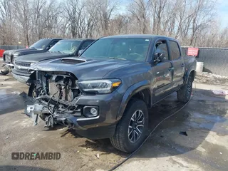 2021 Toyota Tacoma SR z VIN 3TMCZ5AN0MM392247, wystawiony jako IAAI lot #41645989 z przebiegiem 48 029 mil mil oraz . Historia ofert i sprzedaży dostępna na DreamBid. Obrazek 18.