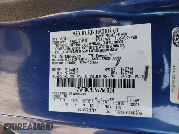 2005 Ford Mustang Deluxe with VIN 1ZVFT80N355260024, listed as a IAAI auction lot 42570131 with Not provided miles and . Bid and sale history available at DreamBid. Image 9.