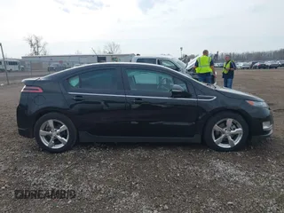 2013 Chevrolet Volt with VIN 1G1RC6E48DU121055, listed as a IAAI auction lot 40738276 with 139,600 mi miles and . Bid and sale history available at carsss.com. Image 13.