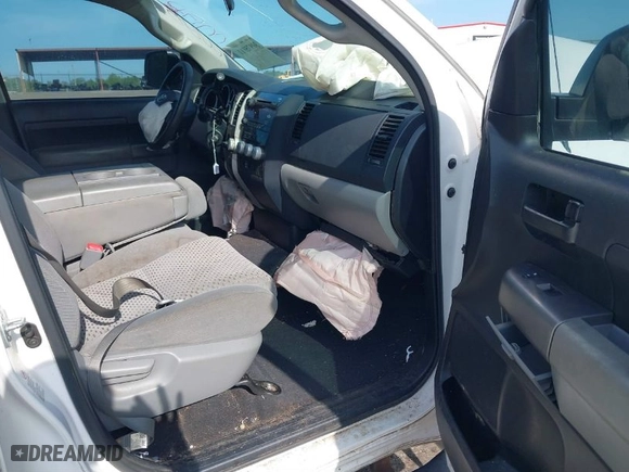 2012 Toyota Tundra 2WD Truck with VIN 5TFRY5F16CX130129, listed as a IAAI auction lot 39975911 with 256,778 mi miles. Bid and sale history available at carsss.com. Image 5.