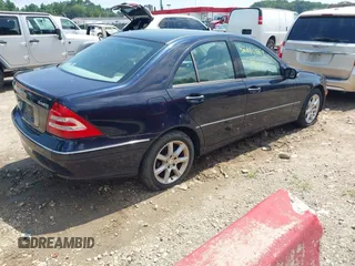 2007 Mercedes-Benz C 280 Luxury z VIN WDBRF92H57F901125, wystawiony jako IAAI lot #42680069 z przebiegiem 157 727 mil mil oraz . Historia ofert i sprzedaży dostępna na DreamBid. Obrazek 4.
