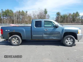 2013 Chevrolet Silverado 1500 LT with VIN 1GCRKSE74DZ351532, listed as a IAAI auction lot 42052732 with 232,992 mi miles and . Bid and sale history available at DreamBid. Image 13.