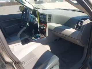 2005 Jeep Grand Cherokee Limited with VIN 1J8HR58N35C722387, listed as a IAAI auction lot 42229342 with 229,720 mi miles and . Bid and sale history available at DreamBid. Image 5.
