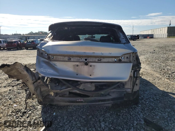 2017 Lincoln MKX Reserve with VIN 2LMPJ6LR0HBL10796, listed as a Copart auction lot 80153334 with 107,985 mi miles and Salvage Title. Bid and sale history available at carsss.com. Image 6.