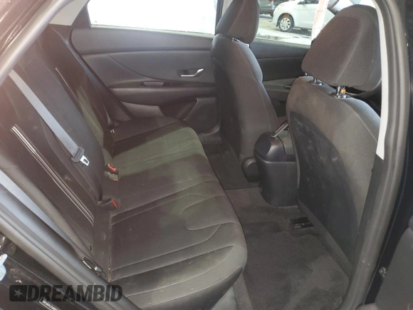 2021 Hyundai Elantra SEL z VIN 5NPLM4AG7MH003345, wystawiony jako Copart lot #56551285 z przebiegiem 76 675 mil mil oraz Szkoda całkowita • Salvage title. Historia ofert i sprzedaży dostępna na DreamBid. Obrazek 10.