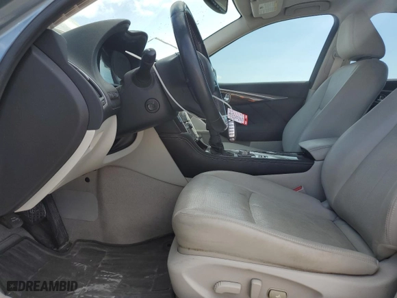 2018 Infiniti Q50 3.0t LUXE with VIN JN1EV7APXJM351555, listed as a Copart auction lot 44037805 with 90,061 mi miles and Salvage Title. Bid and sale history available at carsss.com. Image 7.