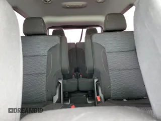 2022 GMC Acadia SLE z VIN 1GKKNKL46NZ109963, wystawiony jako Copart lot #52094225 z przebiegiem 55 579 mil mil oraz Szkoda całkowita • Salvage title. Historia ofert i sprzedaży dostępna na DreamBid. Obrazek 10.