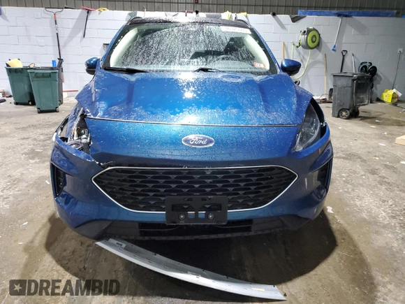 2020 Ford Escape SE with VIN 1FMCU9G65LUC65781, listed as a Copart auction lot 46925505 with 52,323 mi miles and Salvage Title. Bid and sale history available at carsss.com. Image 5.